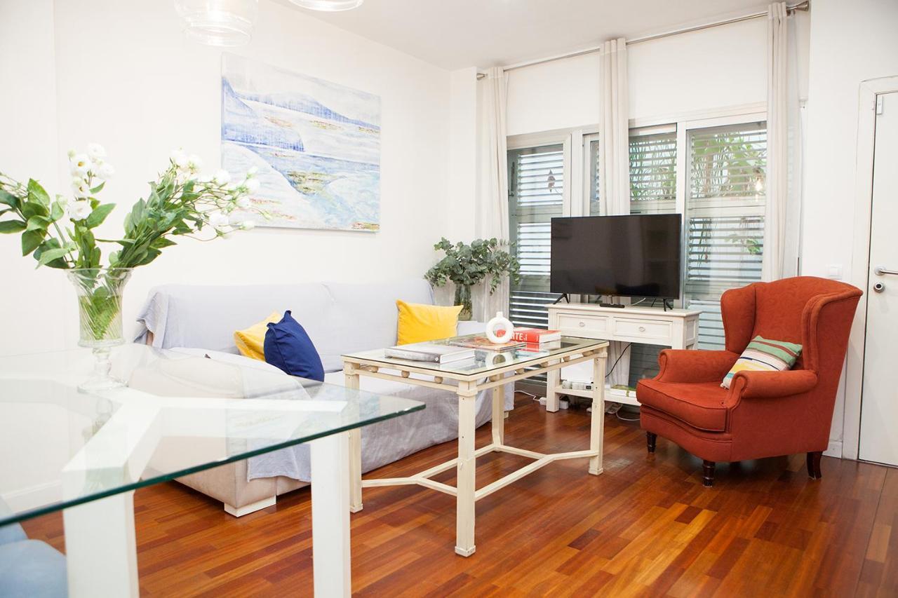 Charming Apartment With Pool And Garage Sevilla Dış mekan fotoğraf