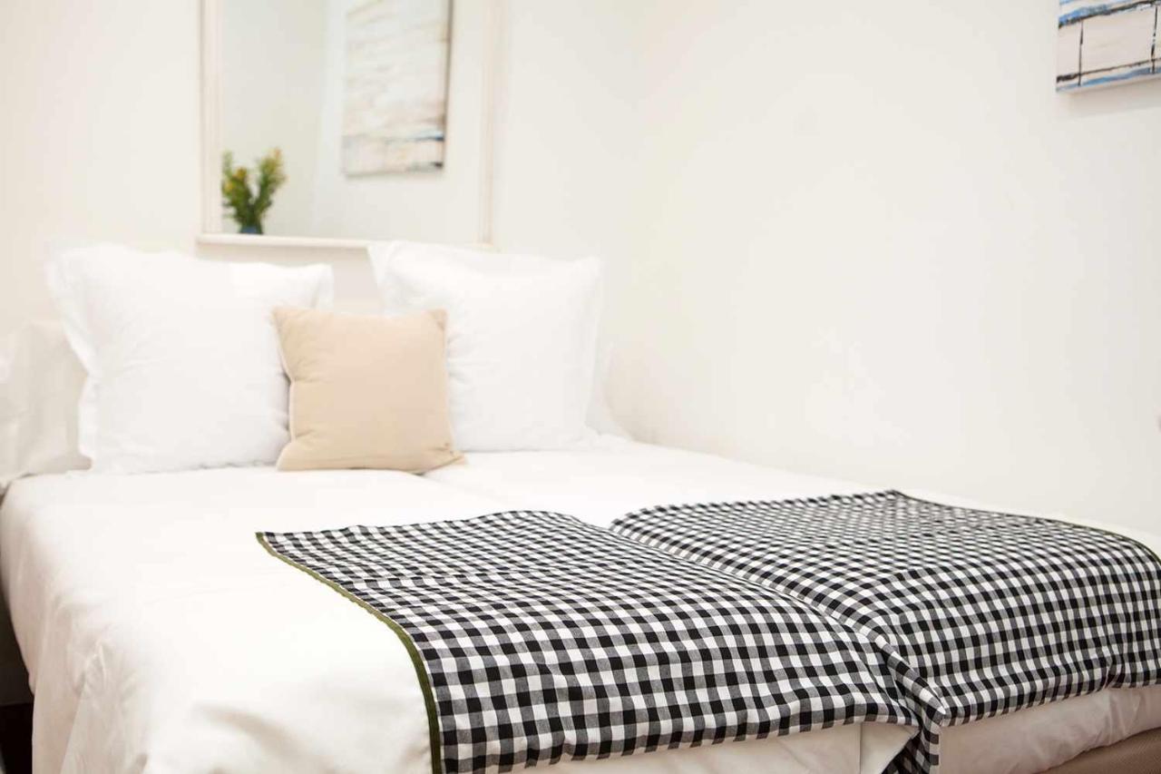 Charming Apartment With Pool And Garage Sevilla Dış mekan fotoğraf