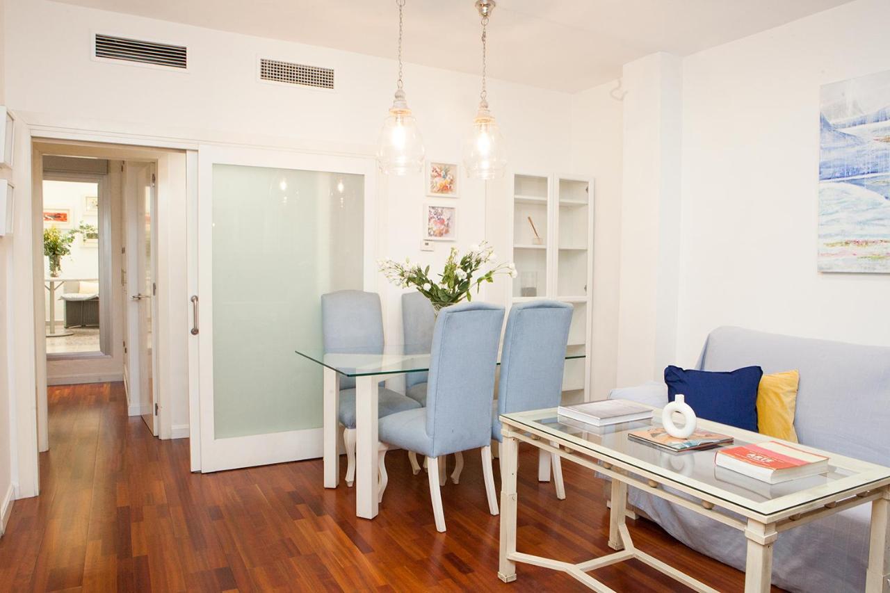 Charming Apartment With Pool And Garage Sevilla Dış mekan fotoğraf