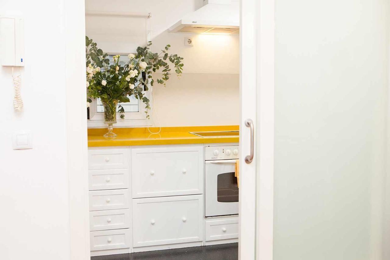 Charming Apartment With Pool And Garage Sevilla Dış mekan fotoğraf