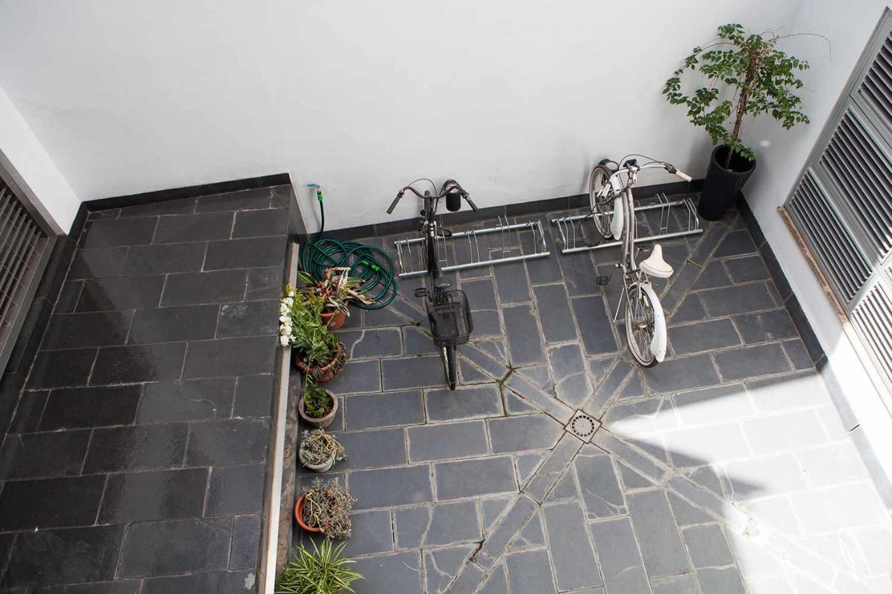Charming Apartment With Pool And Garage Sevilla Dış mekan fotoğraf