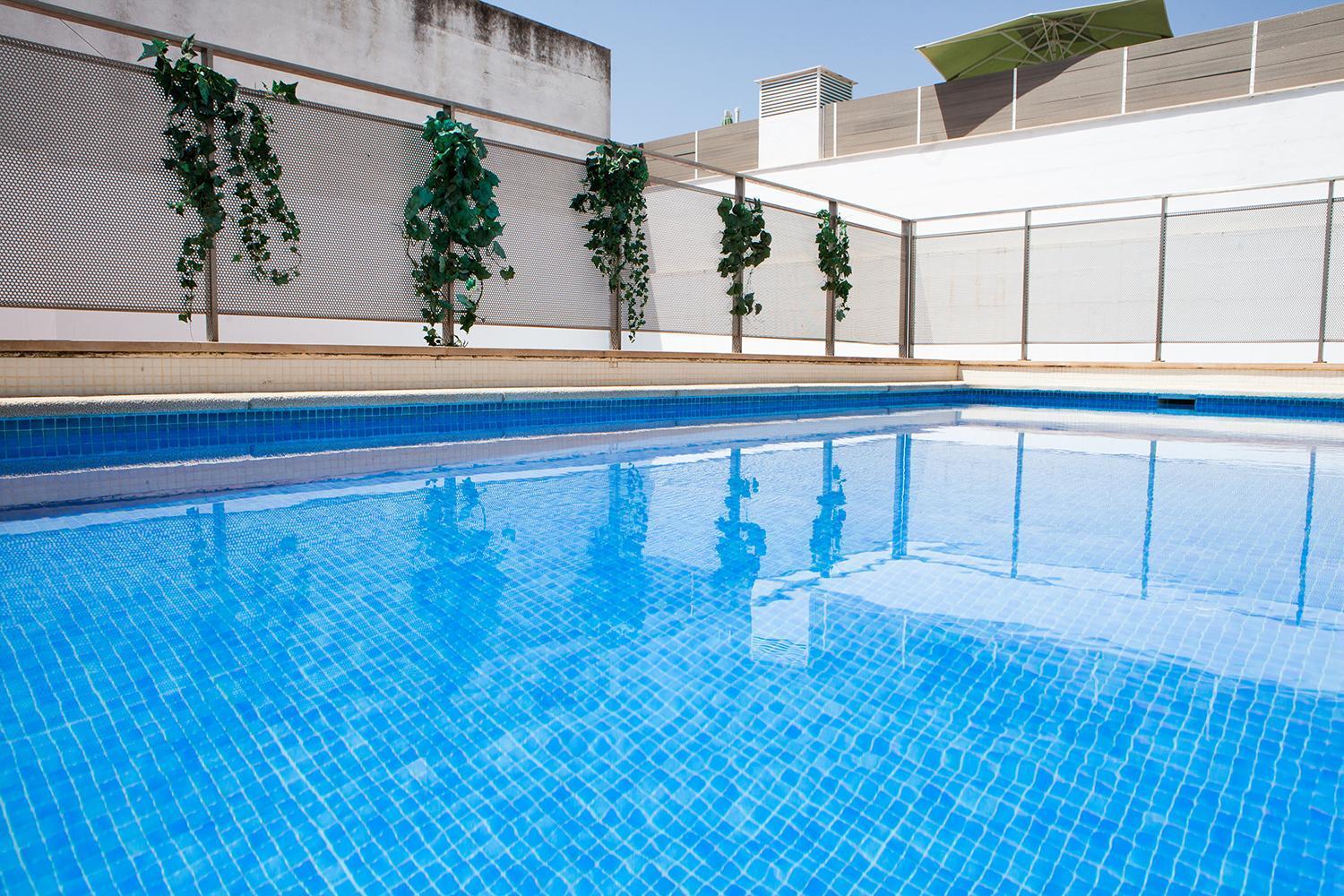 Charming Apartment With Pool And Garage Sevilla Dış mekan fotoğraf