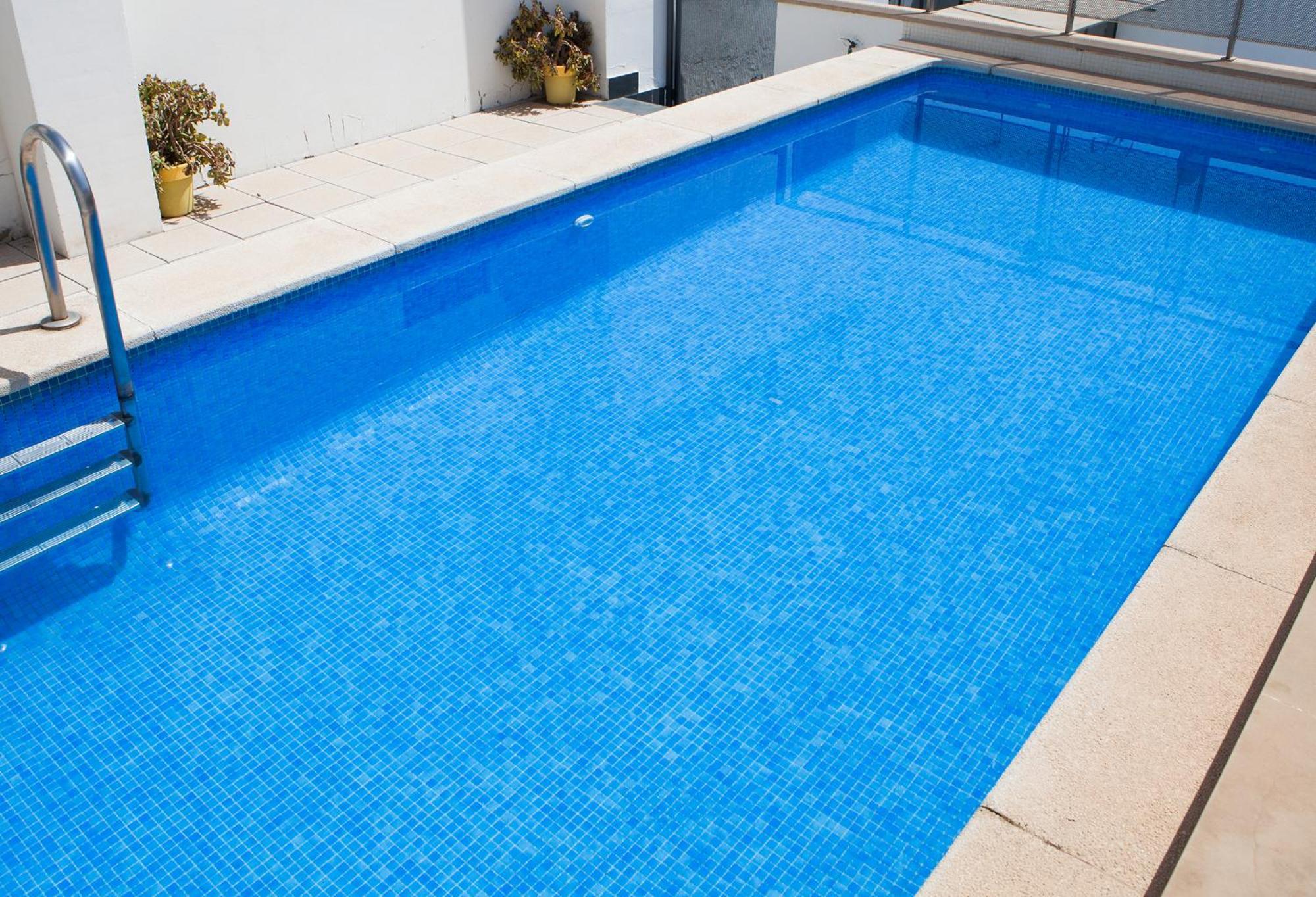Charming Apartment With Pool And Garage Sevilla Dış mekan fotoğraf